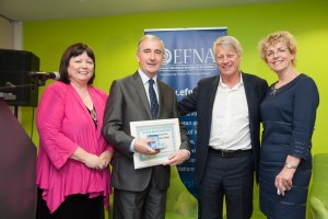  L-R Mary Harney, Former MEP Gay Mitchell Award Winner, TV Presenter Nick Ross, EFNA President Ann Little